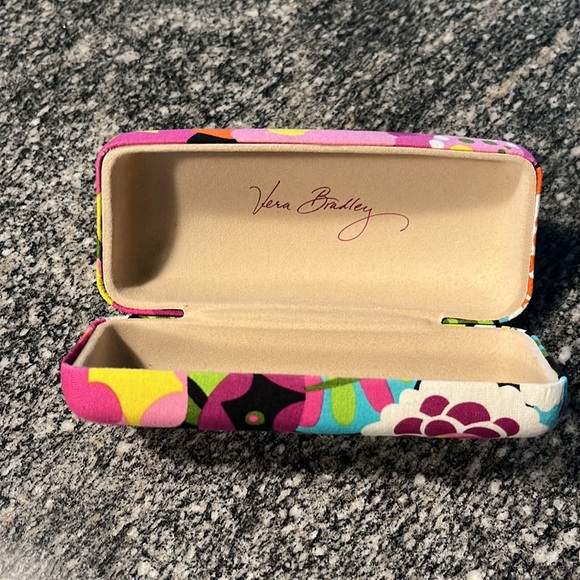 Vera Bradley Designer Clam Shell Eyeglass Case - Picture 3 of 4